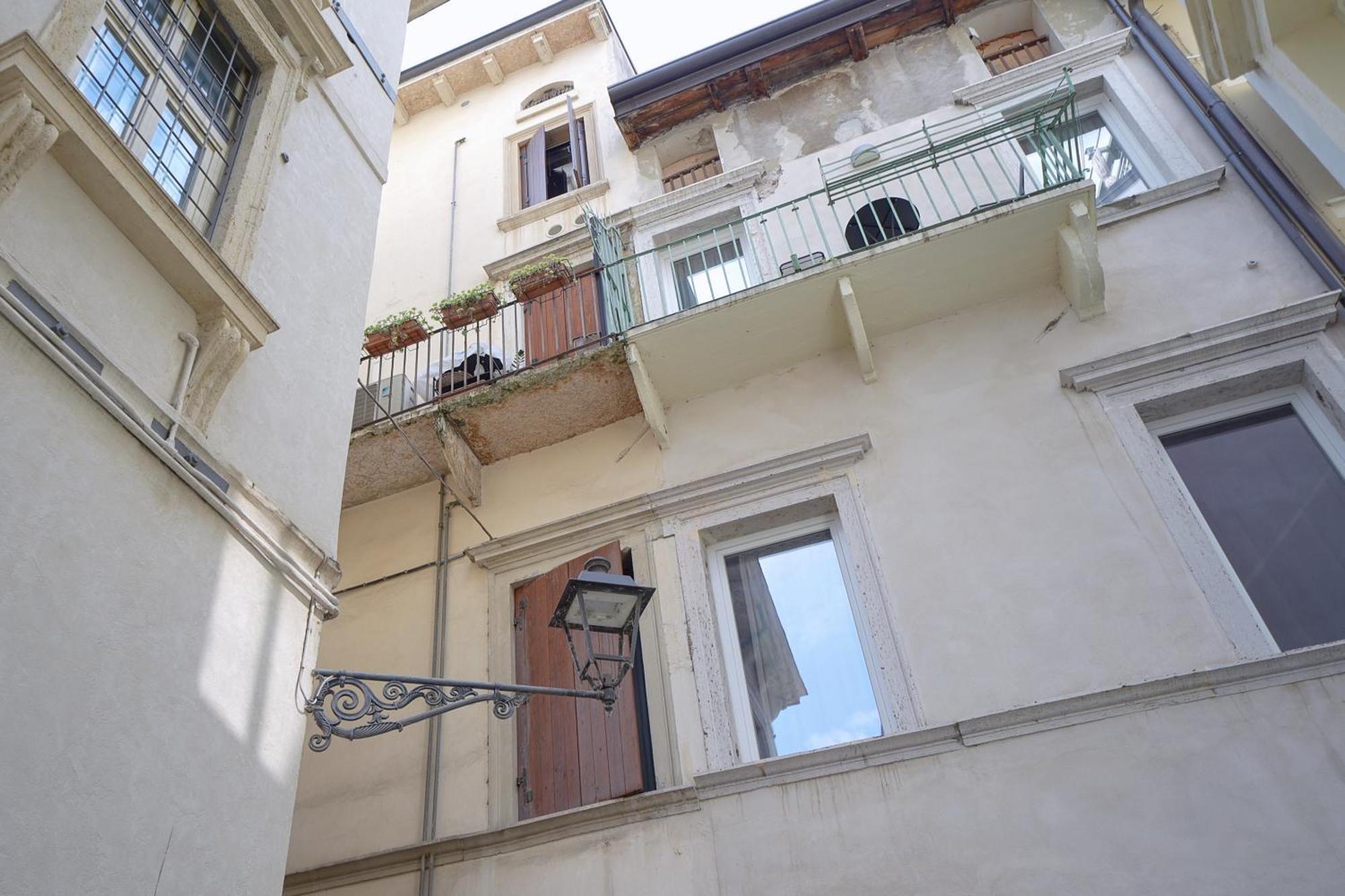 Palazzo Di Giulietta - Juliet'S Palace ヴェローナ エクステリア 写真