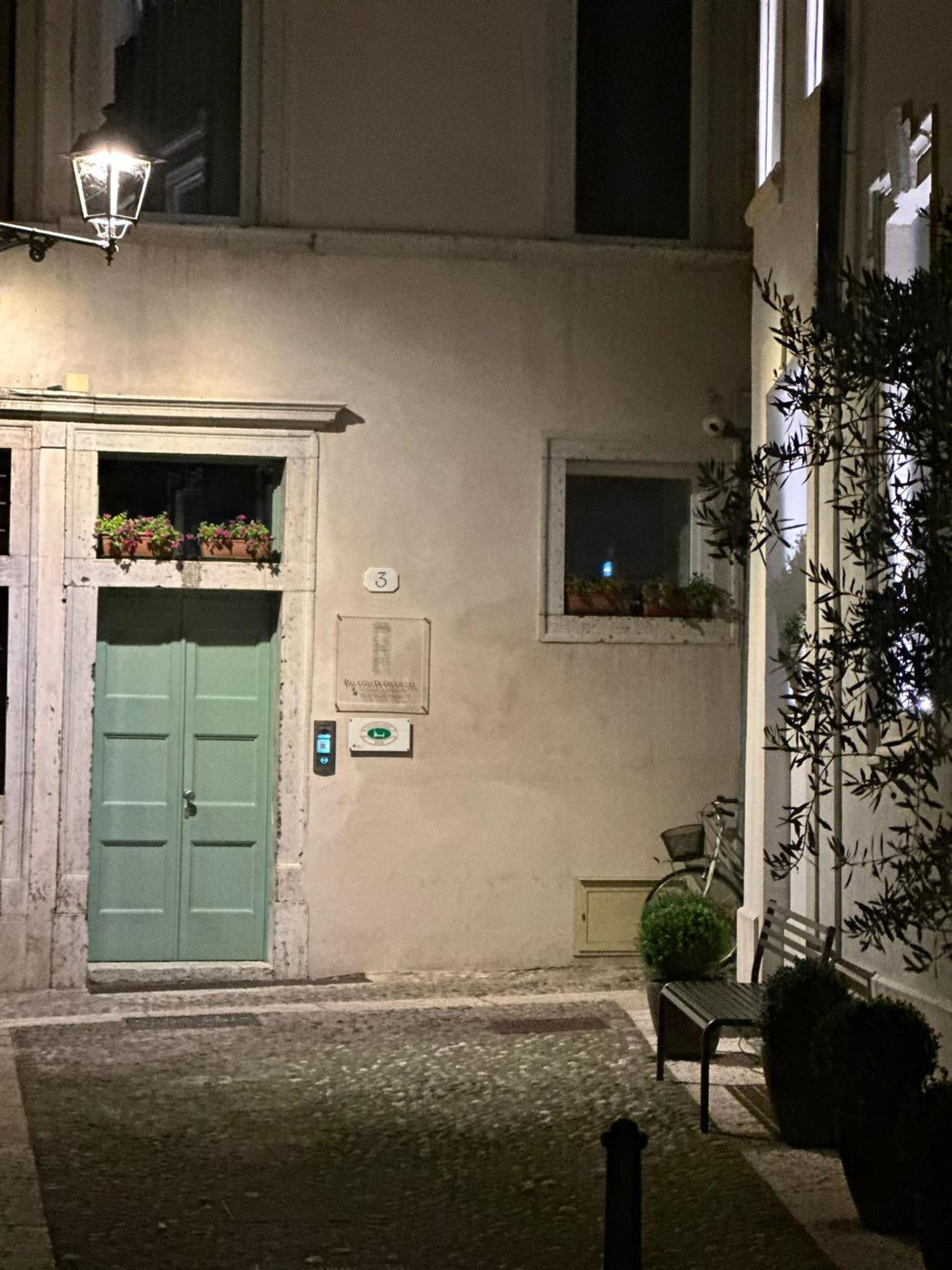 Palazzo Di Giulietta - Juliet'S Palace ヴェローナ エクステリア 写真